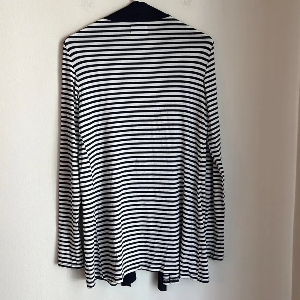 Mott50 women’s UPF 50 Striped navy and White long sleeve cardigan large GUC!