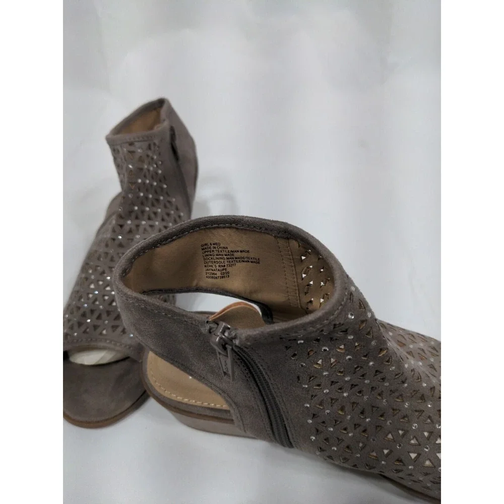 SO‎ Youth Girl's Jayna Zip Up Comfort Ankle Boots Taupe Size 6M