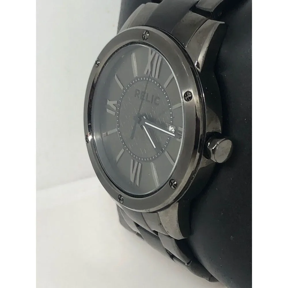 Relic ZR11998 Men Grey Stainless Steel Analog Grey Dial Quartz Wrist Watch HO163