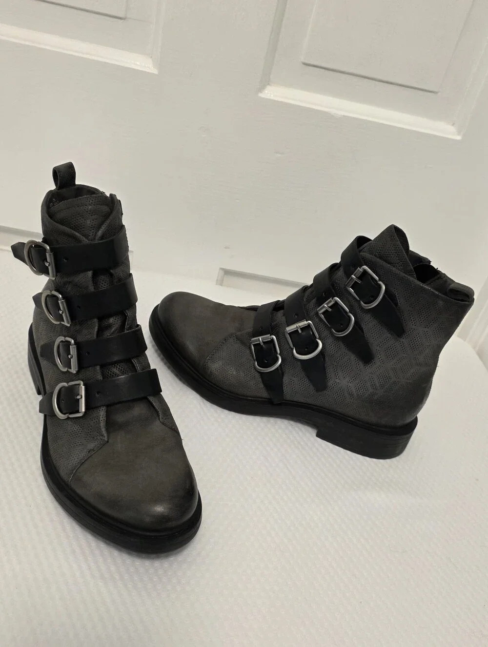 Miz Mooz Charcoal Grey Leather  Buckle Ankle Accent Zip Boots Size 40/9, Biker,