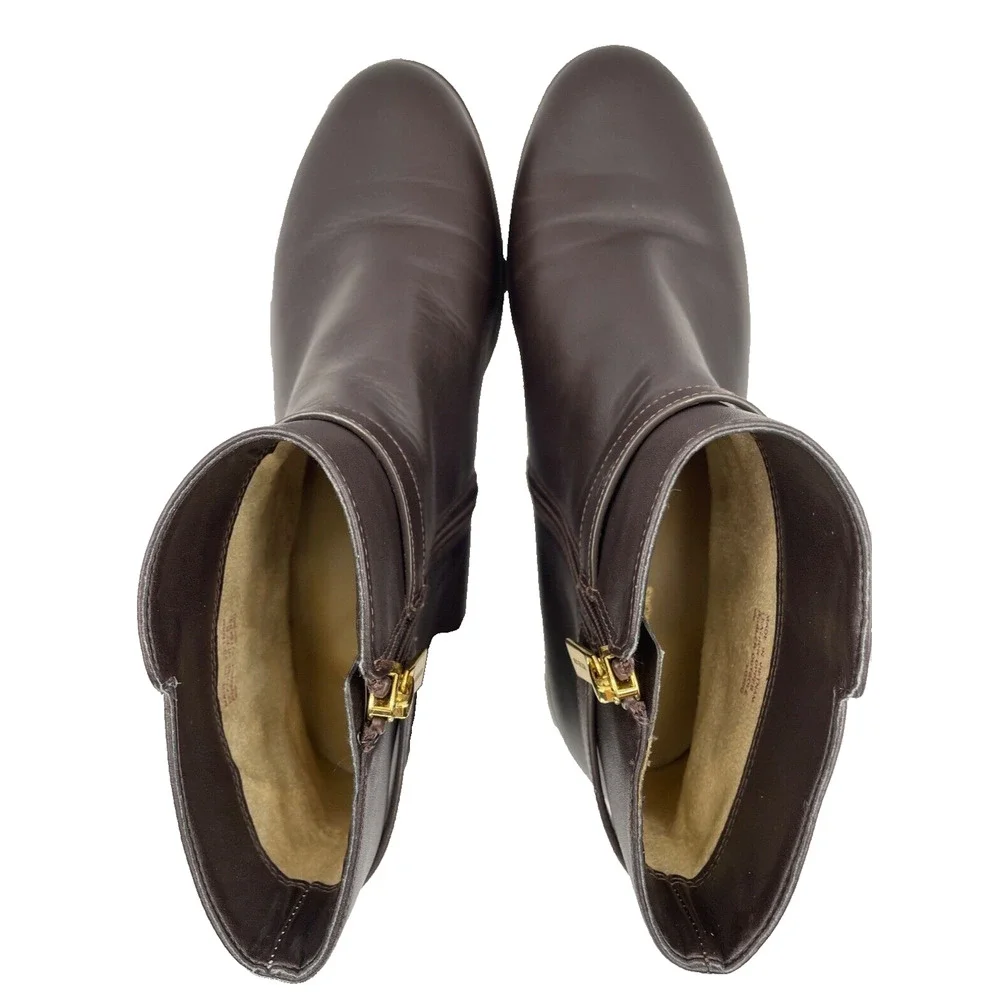 Michael Kors FINLEY Chocolate Brown Flat Bootie Ankle Boots Flat Size 9M USED