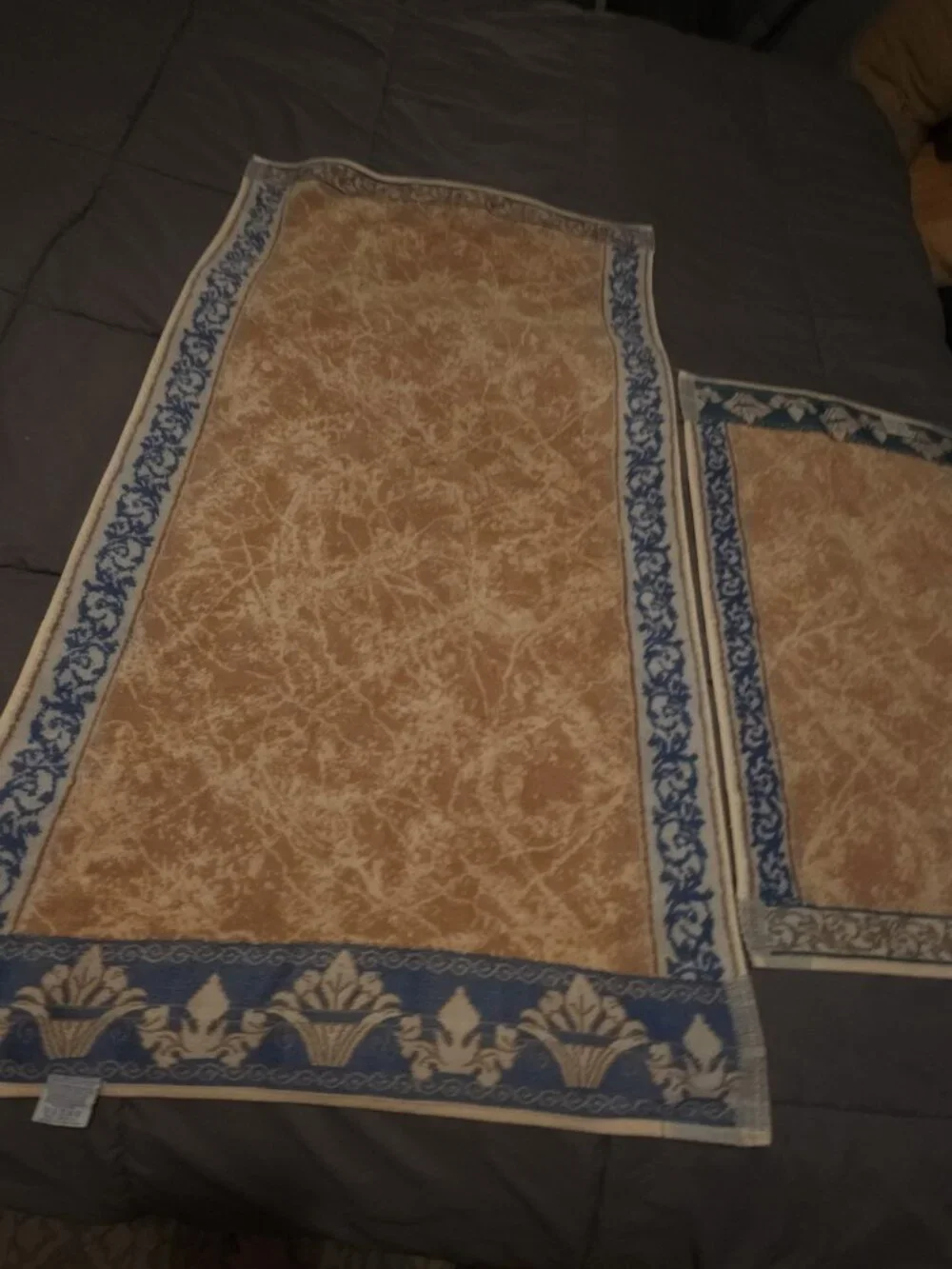 Vintage 1990s Fieldcrest Royal Velvet Terry Cloth Hand Towel and Bath Towel